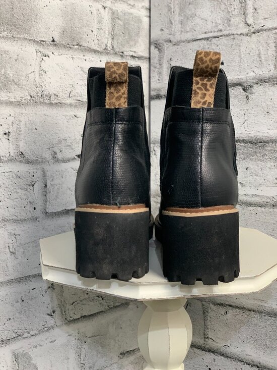 Dolce Vita Chelsea Boot 8.5 Black Leather Huey H20 Waterproof Chunky Heeled Sole - Picture 7 of 9